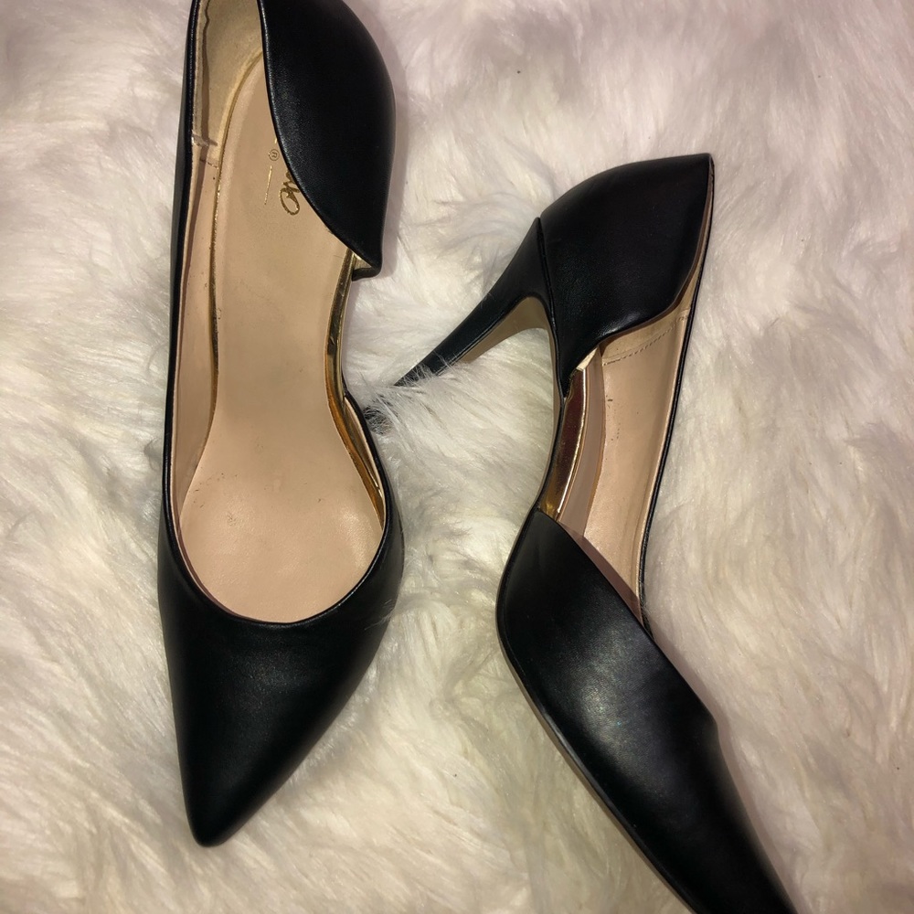 Black stiletto heels